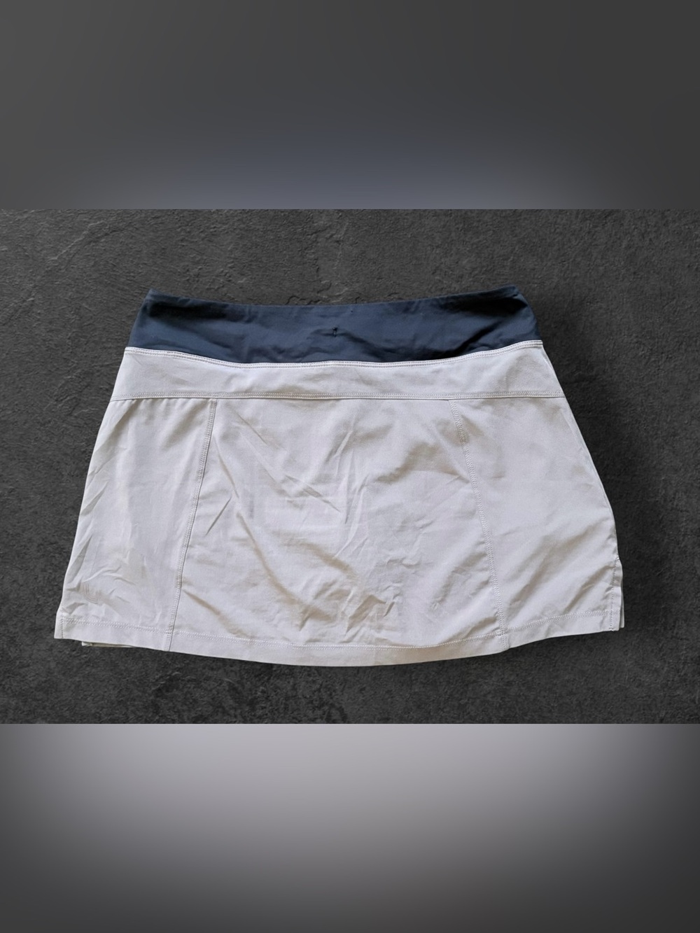 Lolë Womens Small Gray Black Athletic Skort Built In Shorts Zip Pocket